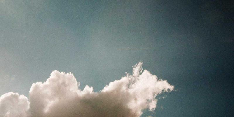 中间思想者的力量：观点分享与社区论坛如何激发创新思维与突破