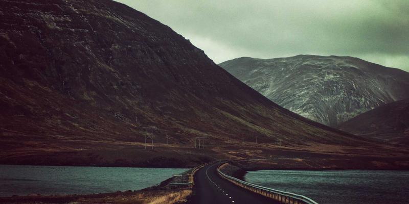 在社区论坛中实现个人成长：如何通过观点分享管理认知失调