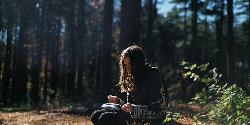 思想交流36：在社区论坛中成为中间思想者，开启个人成长新路径